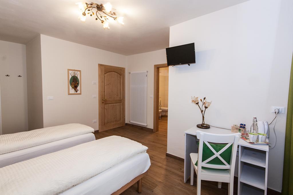 B&B Incanto Cles Szoba fotó